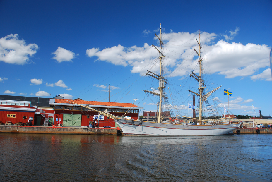 Briggen Tre Kronor från Stockholm